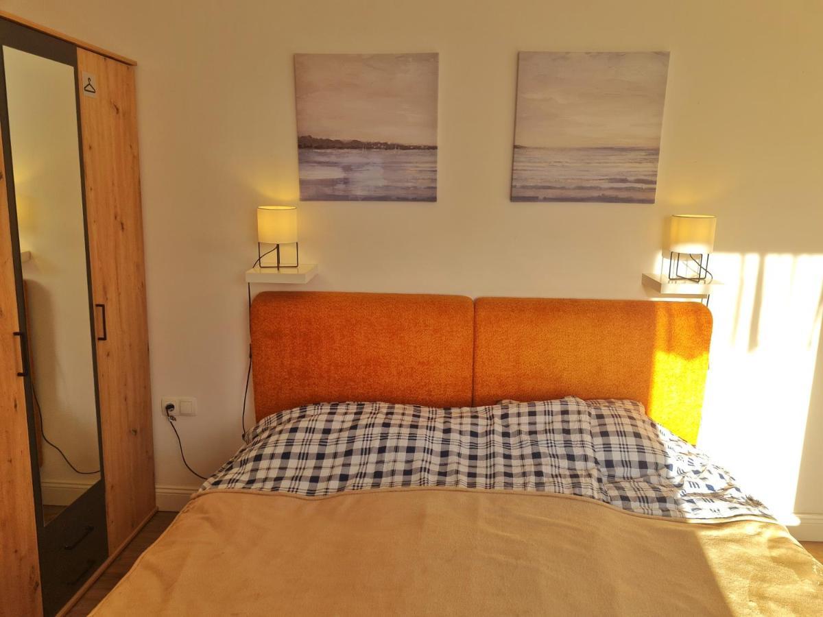 Holiday Place Veli Dvor - Vacation House With Private Garden In Old Town Punat Esterno foto