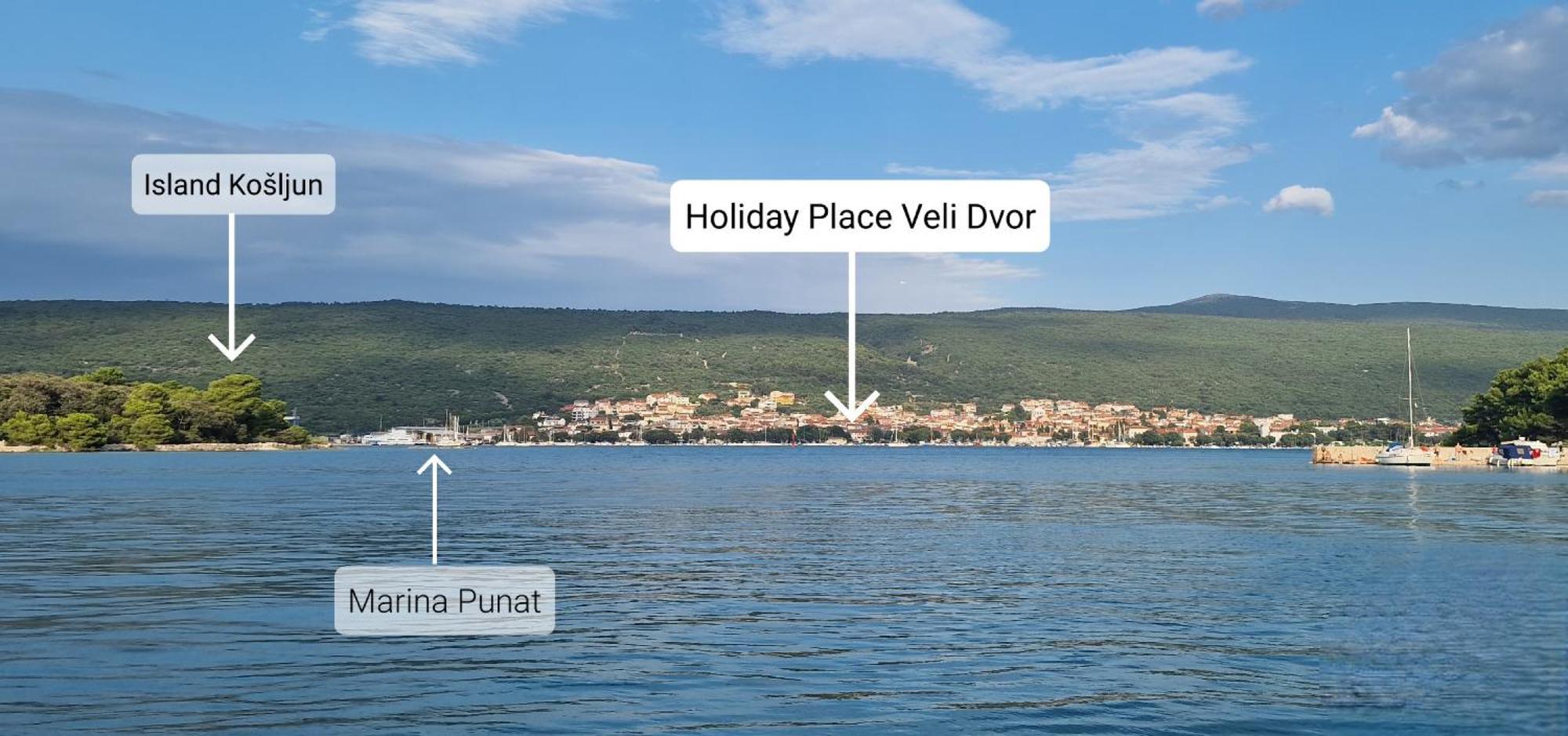 Holiday Place Veli Dvor - Vacation House With Private Garden In Old Town Punat Esterno foto